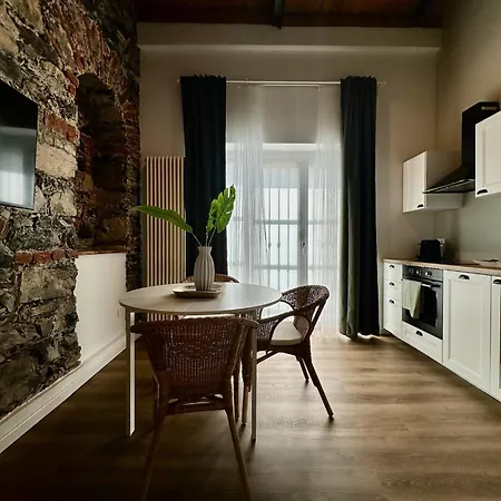 Apartament Urban Chic White *